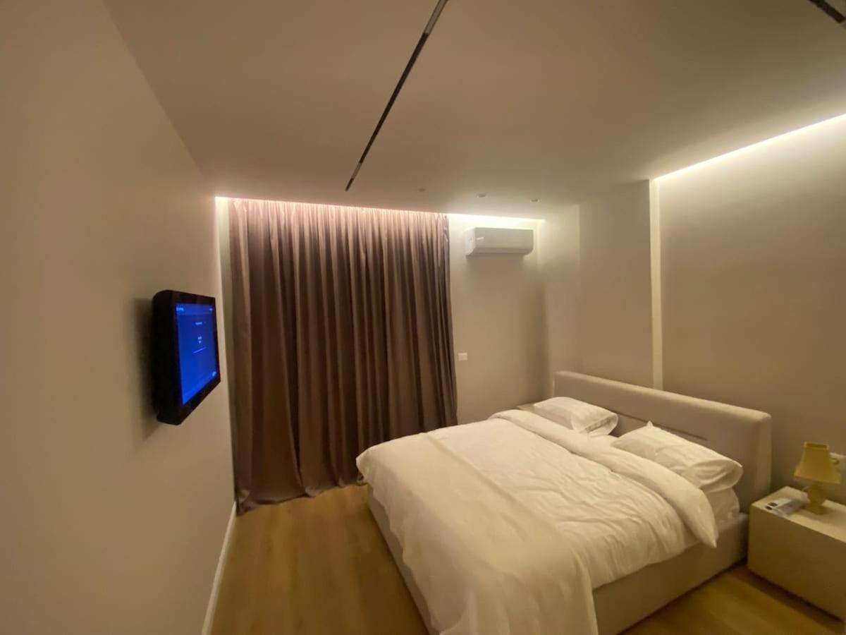 Cozy * Тирана